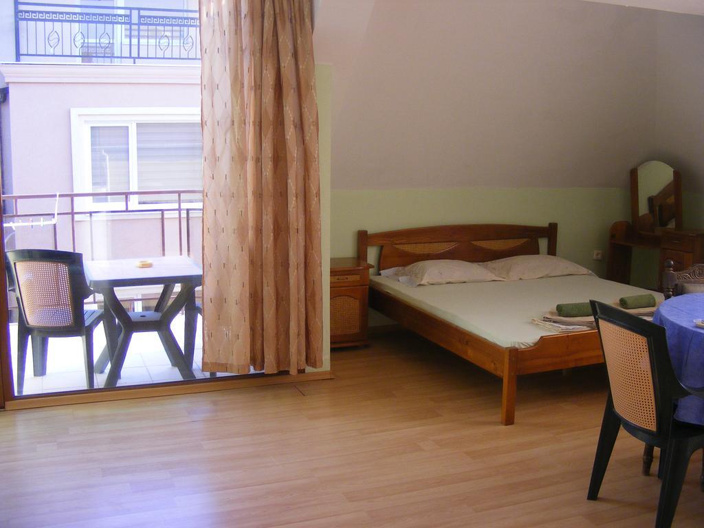 Guest House "Zora - Sarafovo" Burgas Luaran gambar
