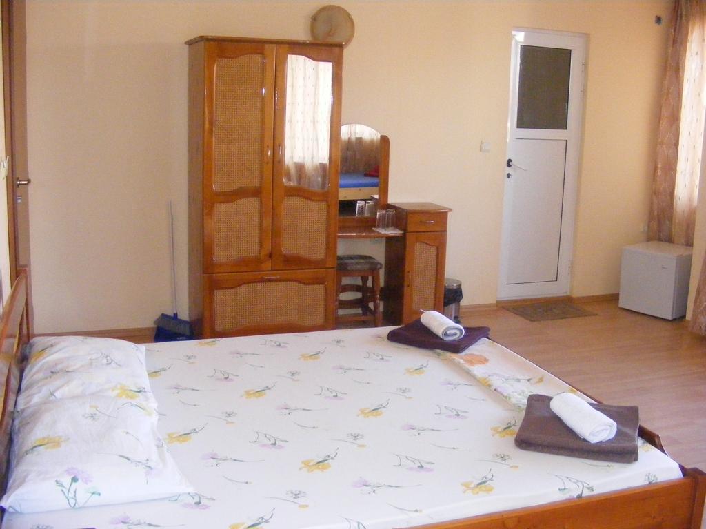 Guest House "Zora - Sarafovo" Burgas Luaran gambar